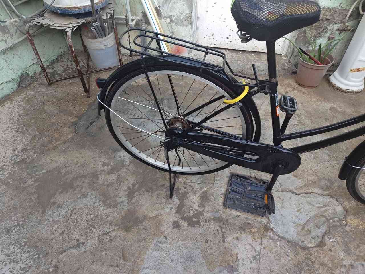 السلام عليكم باسكل حجم 26نضيف بدالة وحساس  تايرات وجوابة جدد كامل مكمل سعرة 70 ليريدة يجي خاص


**إذا كنت صاحب هذا الإعلان وتريد حذفه لأي سبب، رجاءا أرسل رسالة إلى الدعم الفني**