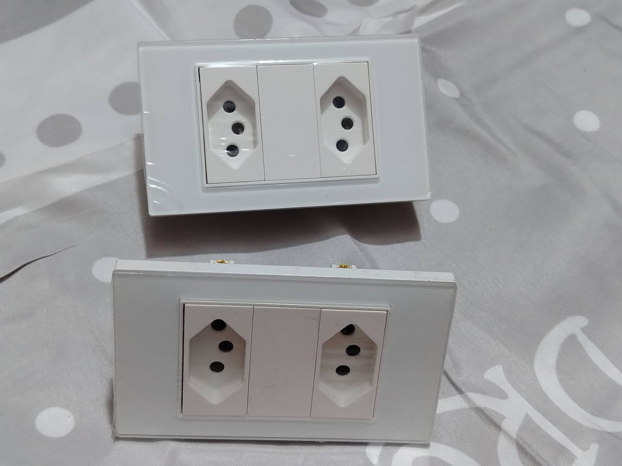 كلهم بسعر 25 الف مع التوصيل


**إذا كنت صاحب هذا الإعلان وتريد حذفه لأي سبب، رجاءا أرسل رسالة إلى الدعم الفني**