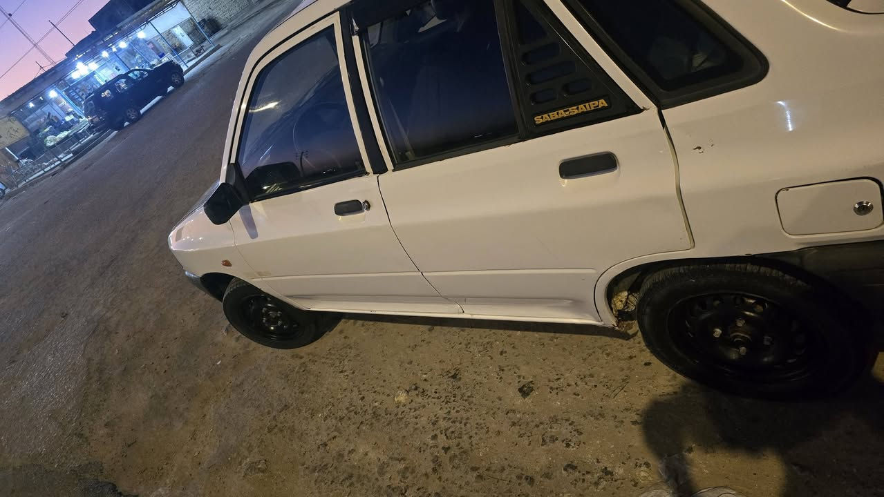 السلام عليكم
سايبه موديل ٢٠١١
السياره حلوه  مكفوله من الضربه والصبغ  كرهباءيات حداديه خير من الله مكينه   وكير برايد الشراي يجي خاص او يتصل ***********
