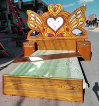 سرير • توصيل • حجز خاص