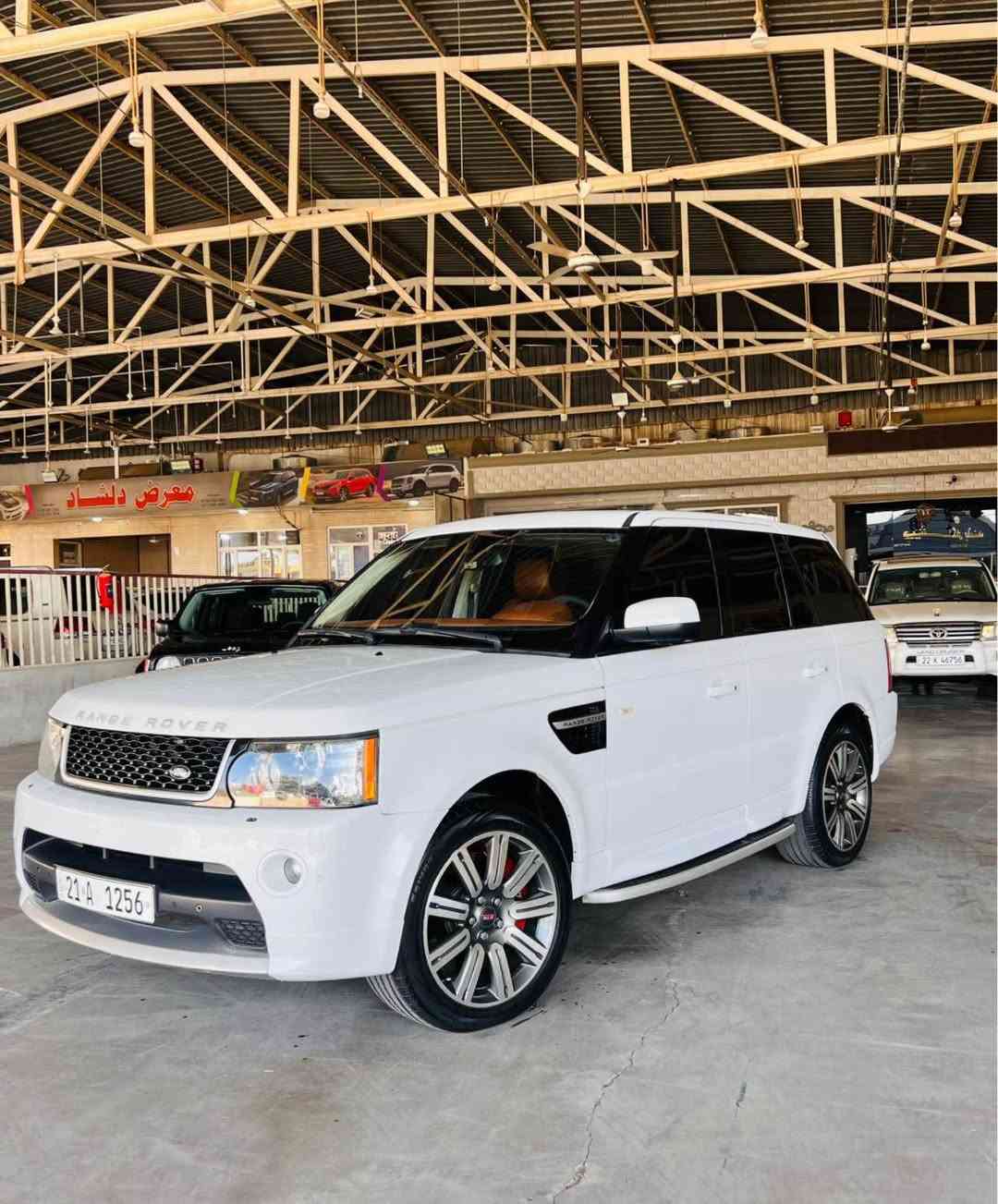 رانج روڤير بايتو گراف شه ريكه سه ردار
2011 بي سوبه ر مه كينه عادي سياركه هاتا بلي جوان بي كيشيه هه مو شتي به شه رت سياركه رقم كه شي هادي له گه لي 85 هه زار حه قيقي رويشتي داحامي بو داحمي  به شه رت ته نها يك چي بجوك PDR هه يه 
رقم ساحيب:***********
سعر:160$ وه ره قه مه جال كم أربيل, العراق
