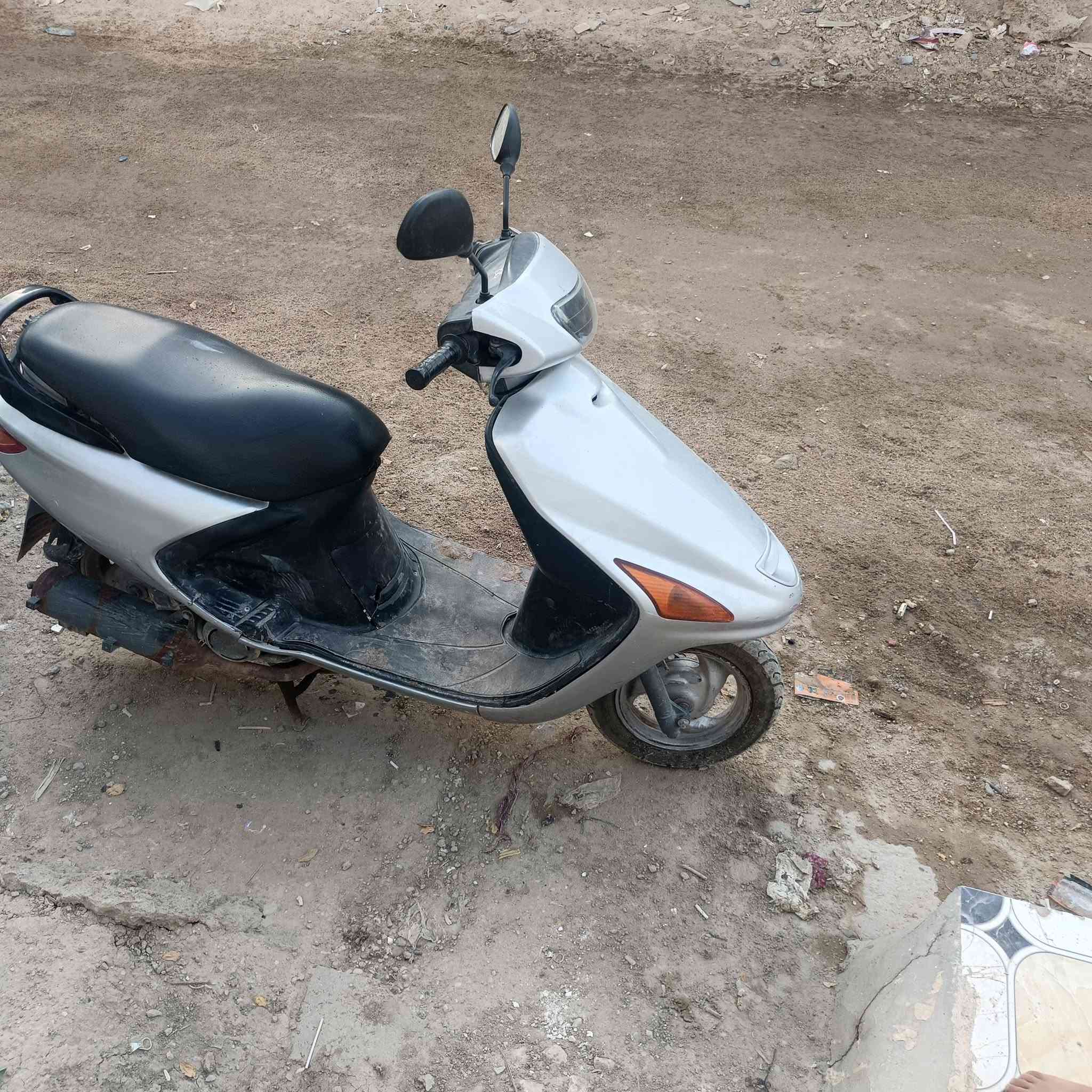 دراجه للبيع فراشه كامله مبيه نقص 300بيه مجال مكاني طهمازية الشراي يتصل***********
