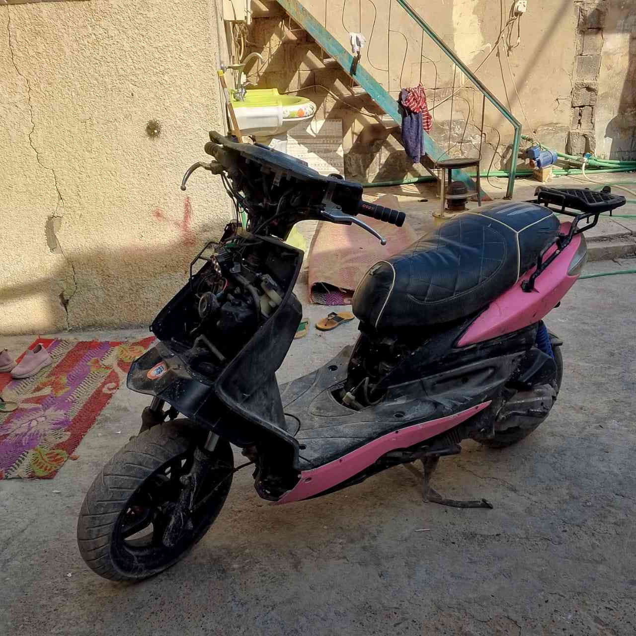 سلام عليكم شباب دراجه سكنز لبيع مستعجل على بيعتهه محتاج فلوسهه متواجد واتساب على فيس ***********فقط واتساب سعر175قفل رادلهه تجفيت مكينه منزلهه بل كاع جاي سويهه ما سويتهه صار عندي شغله تجي تحمل من باب كفلكياهه من كلشي بس مكينه رادلهه تجفيت فقط مستعجل عليهه
