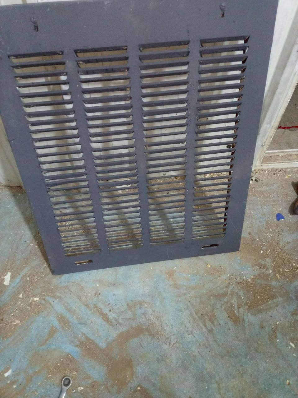 سلام عليكم  بما احنا مقبلين على صيف عندك مبردة وحاير مالك خلك 
تنصيب مبردات
تنضيف مبردات
صبغ مبردات
صيانه مبردات 
يوجد صيانه موقعي جيك للبيت ويوجود توصيل  مجاني دخال رمادي 
ومن الله التوفيق *********** ياريت تسوي مشاركه
