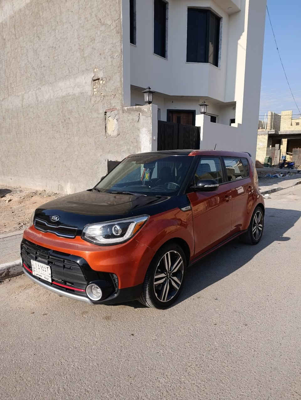 سلام عليكم
صول 2018
مواصفات:
كشنات تدفئه 
فول فول مواصفات عده الفتحه
مكينه 1600 تيربو 
وارد امريكي
الرقم *********** بي واتساب
