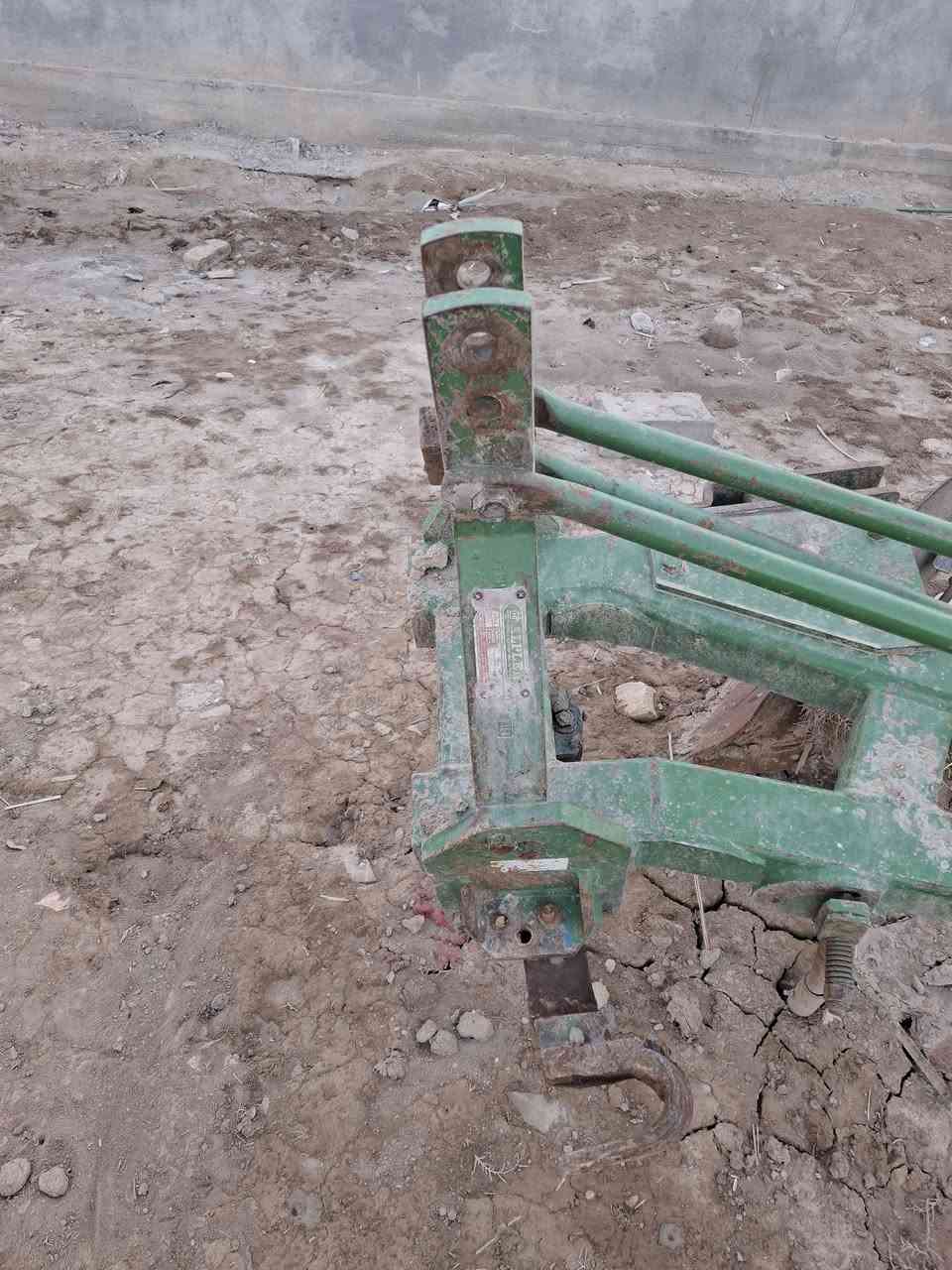 فيدان حجم  رباعي حجم 18 /16/14
كاموظحه بل صور عنوان البصرة
***********
***********
سعر خاص
