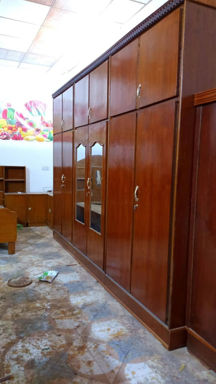 غرفه نوم نضيفه شغل معمل سعره 500 وبيهة مجال مكان رمادي ‏‪***********‬‏
