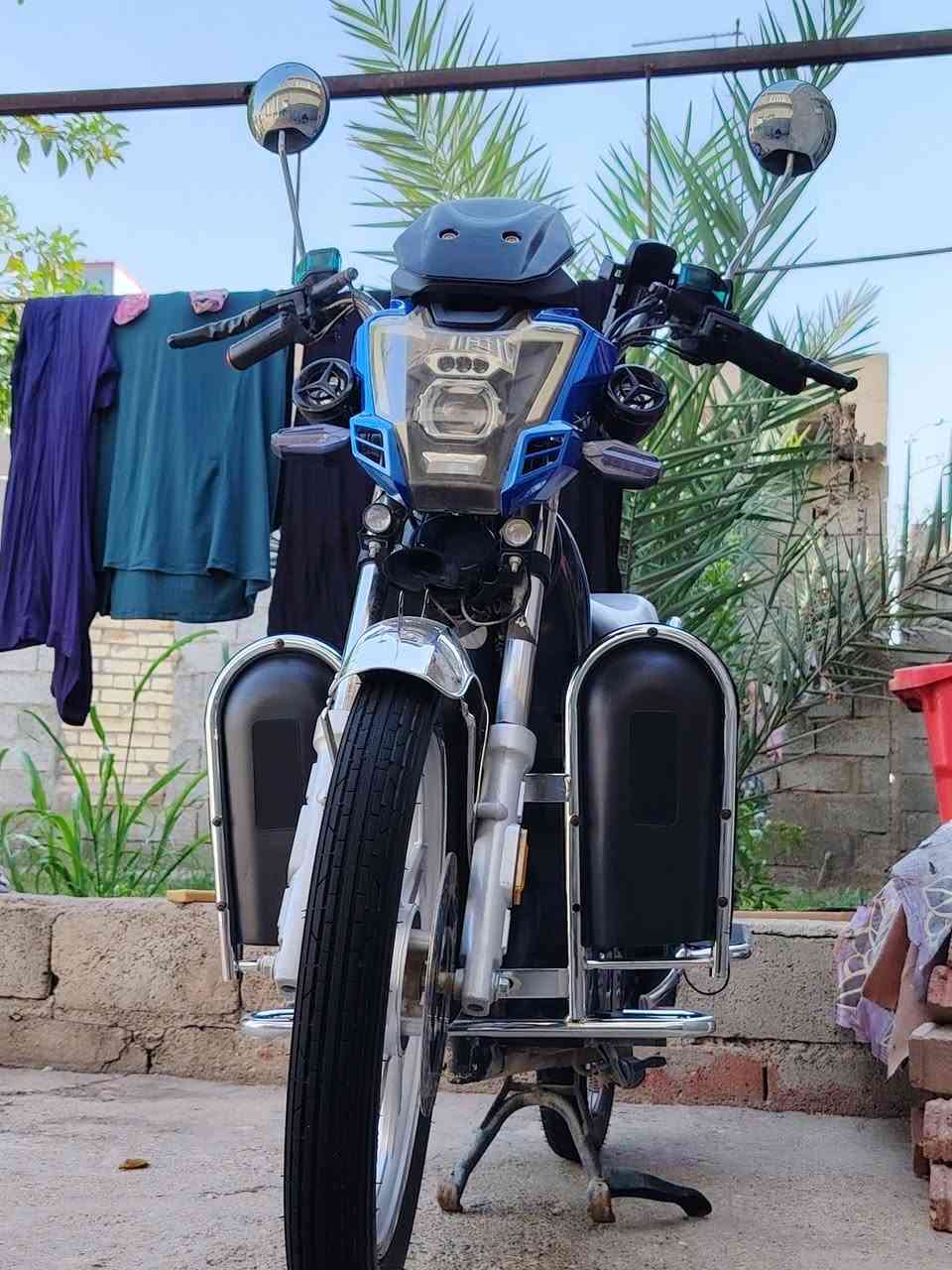 دراجه للبيع هارلي نضيفه حلوه بعدهي زيرو السعر500وبيه مجال مكاني الحسينيه رقم***********
