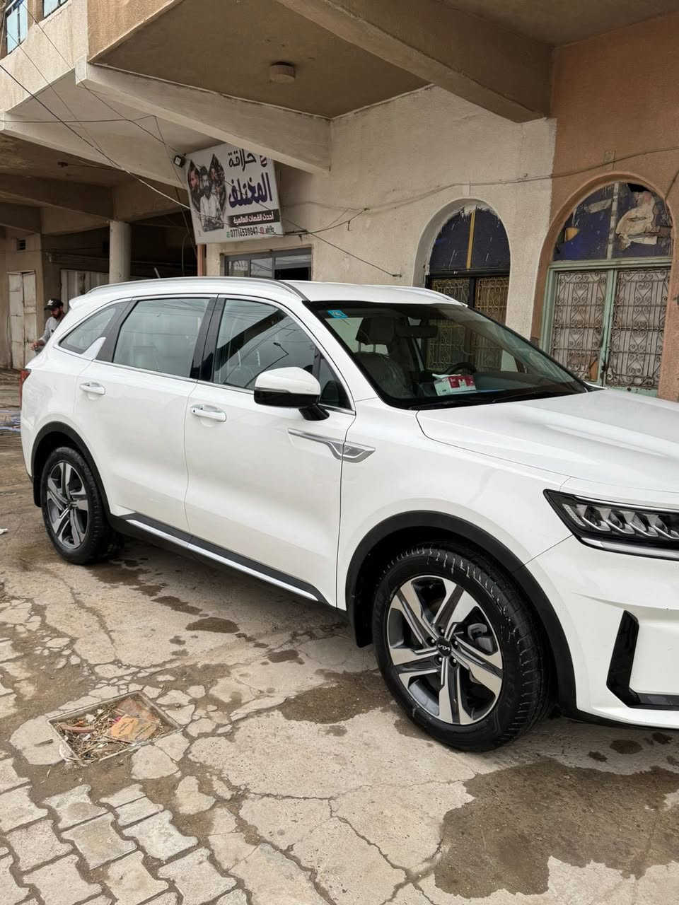 سورنتو 2023 رقم بغداد باسمي فول مواصفات عدا البونراما
ماشيه 43 الف

كير ماوس

شفتات ستيرن

كراسي امامي كهرباء 

جنطة كهرباء 

بصمة وتشغيل عن بعد

شاشة تعمل بنظام بلي كار نفيكيش

نظام ترحيب 

انارة ليزرية داخلية متغيرة الالوان 

اللايت عالي ناصي زنون 

لد نهاري ليزري امامي 

بك لايت ليزري LED

هندبريك دكمة 

اوتو هولد 

درايف مود

مانع انزلاق

مساعد منحدرات

شحن وايرليس بلوتوث 

تحكمات ستيرن فول 

حساسات امامي خلفي 

كامرة 

تبريد 3 قطع مع تحكم منفصل للخلف 

  مكفوله من صبغ وتبديل عدا وجود بارد حسب ما واضح في السونار  
مع صدعه في الجنطه

   بغداد   *********** 

السعر 275
