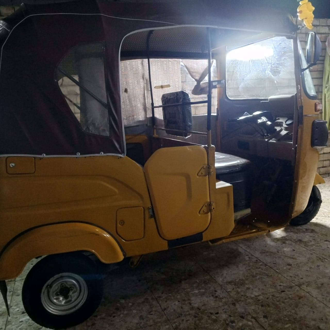 تكتك للبيع مديل ٢١ شهر ١٢ جاهزة مكينة مكفولة تنقيص وتبخير كير اكسل كلجات نضيفة تخم تاير رقم انكليزي تحويل ثاني يوم السعر ٨ وبيها مجال للاتصال ***********
