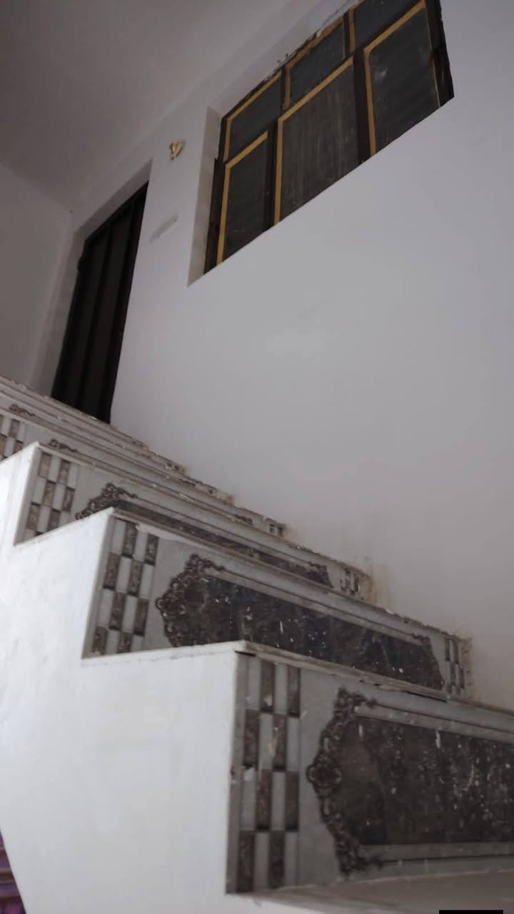 السلام عليكم ...
عقار للبيع بسعر مناسب طابقين سنة البناء ٢٠٢٢
المحموديه حي السلام مساحة ١٥٠ م ... يحتوي على ثلاثة غرف نوم /  مطلوب اسكان ٤٠ مليون  السعر الكلي مع الاسكان ١٦٨ مليون من غير الاسكان ١٢٨ مليون تسديد القسط  الشهري ٢١٠ ألف 
.... للاستفسار مراسلة الصفحة أو الاتصال على ه‍ ***********///***********
