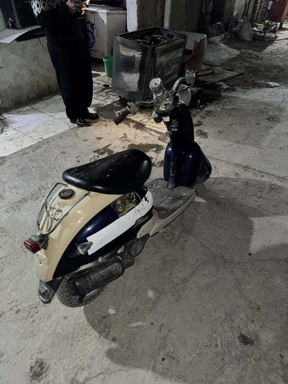 سلام عليكم مصريه اللبيع نضيفه جاهزه هندر سلف كهربائي كله شغاله قفل جنطه قفل جوزه كله اصلي ما بيه شي تجاري مكاني ناصرية مركز سعر 225 وبخدمت شراي


**إذا كنت صاحب هذا الإعلان وتريد حذفه لأي سبب، رجاءا أرسل رسالة إلى الدعم الفني**