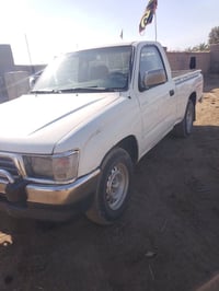 تيوته موديل 2001 السعر 85أو بيه مجال الاتصال 07827558184