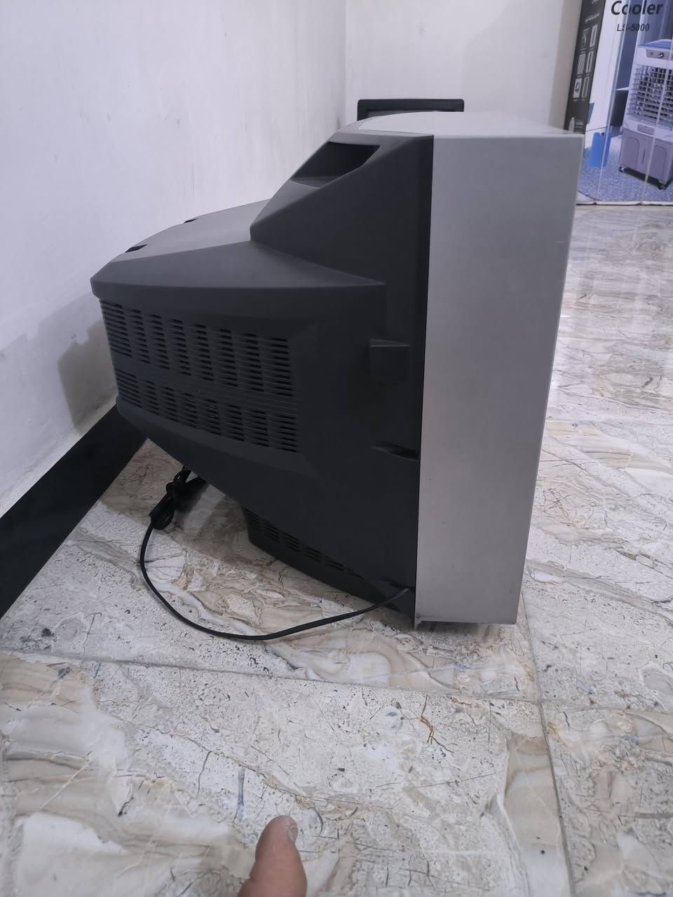 اخوان تلفزيون يلجي نضيف مرتب نضافتة ٨٠٪ شقال وبيع على فحص يحتوي على ٣ منافذ مال فيش حتة منفذ مال سماعات اذن موجودة بي فقط ريمون ما ويا سعرة ٤٠ الف مكاني بغداد توصيل ما عندي


**إذا كنت صاحب هذا الإعلان وتريد حذفه لأي سبب، رجاءا أرسل رسالة إلى الدعم الفني**