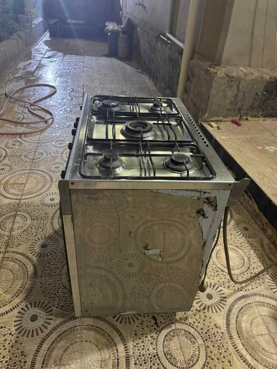 طباخ كريازي  المصري اصلي للبيع
الحالة جيدة جداً شغال كل العيون و الفرن و نظيف كل عيب مابي و ويا ملحقات موضحة بالصور 

السعر 230 وبي مجال 

*********** 

البيجي حي العصري
