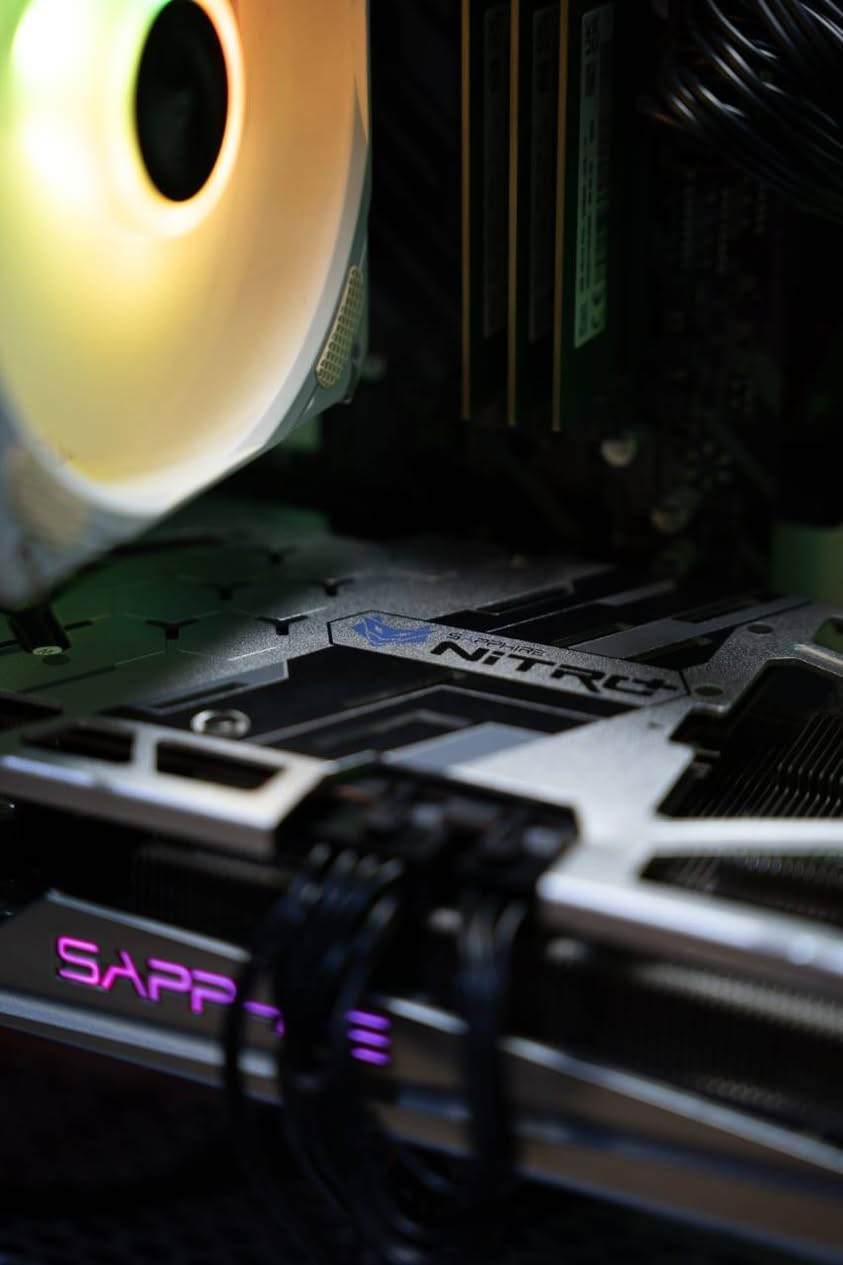 المعالج: AMD Ryzen 5 3600
كرت الشاشة: AMD Radeon RX 5700 XT
اللوحة الأم: Gigabyte B450M
الرام: 12GB DDR4 بتردد 3200MHz (3×4GB)
مزود الطاقة: 650W

  التخزين:

SSD M.2 Hiksemi سعة 128GB
HDD Seagate سعة 500GB

   منصب عليها Windows 11 على ssd

  Furmark يوجد فيديو فحص للحاسبه على 

 السعر: 770,000 دينار
 يوجد مجال بسيط بالسعر للجادين فقط.

الموقع البصره - الجزائر

يوجد توصيل جميع محافظات العراق

***********
