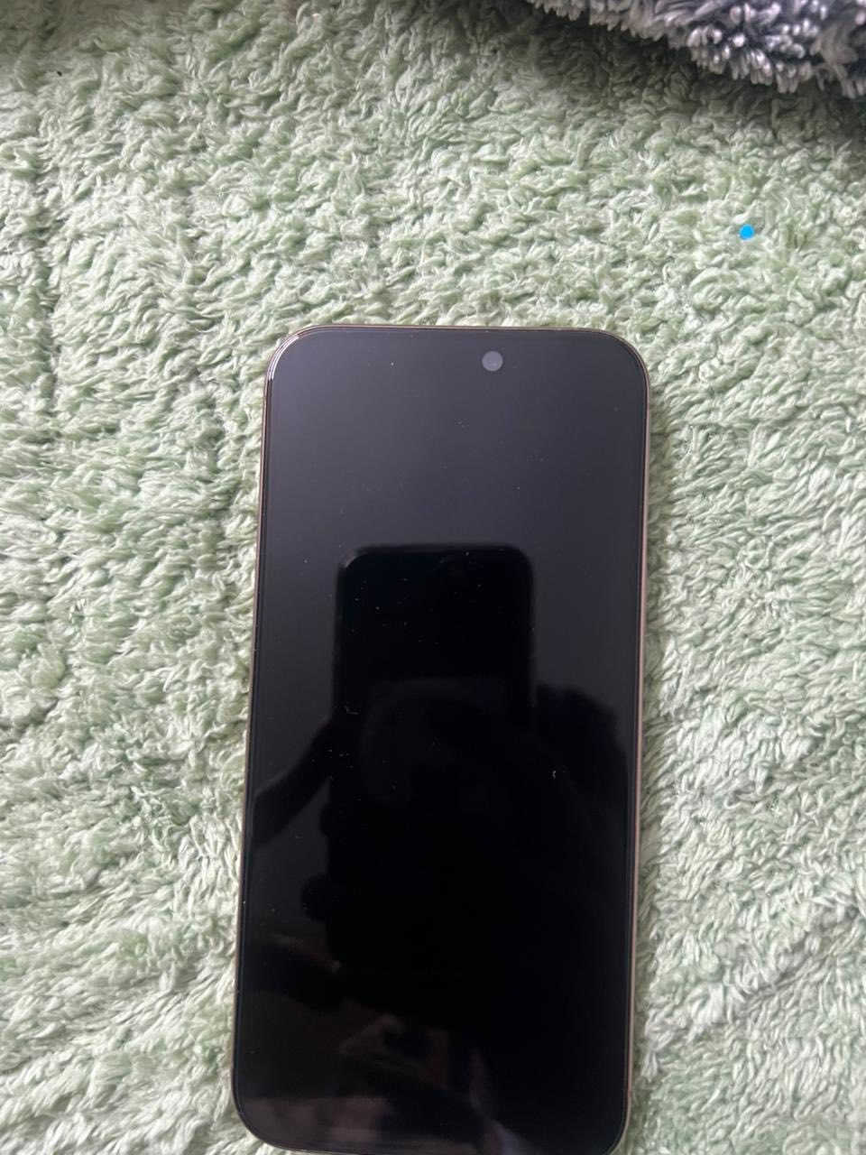 سلام عليكم ايفون 16برو ماكس مثل مشوفون اخو جديد بعده بل ضمان وبطاريته 100  وزلغ مابي الشراي يدخل خاص سعره 1450 ومتحصل هيج جهاز نضيف
***********
