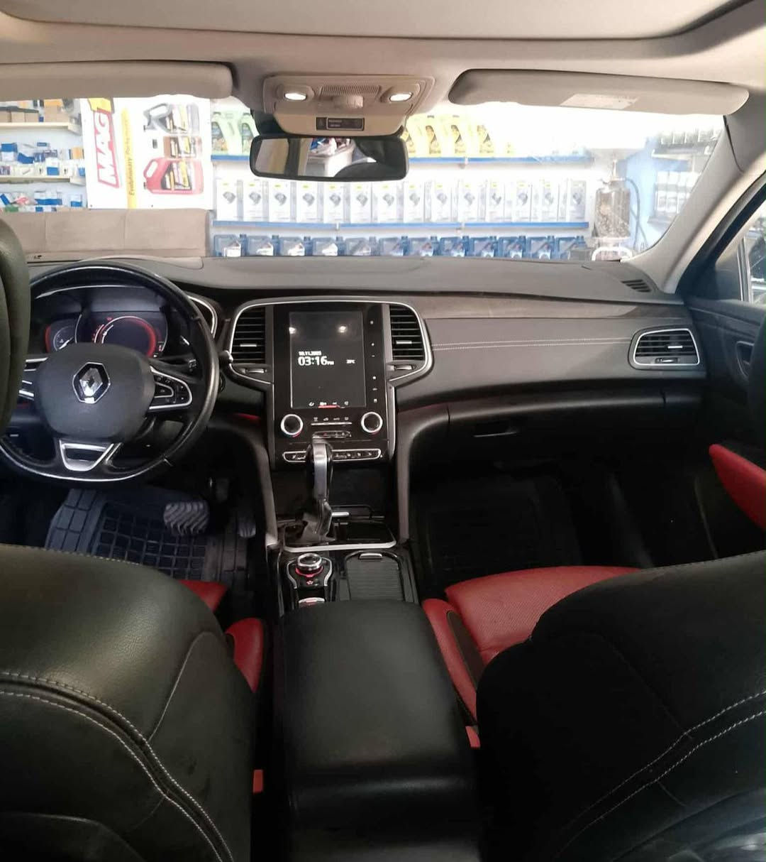 ڕینۆ تالیسمان 2018 سفری شەریکەی موهەنەد60هەزار کم ڕۆشتوە 
زەمانی گێڕو مەکینەی هەیە لە سفریەوە لە  هیچی پیوە نیە ناو سور 
ئەپدەیتی کامل شاشەکەی کراوە 
پانۆراما ، کوشن گەرم و سارد کوشنی دواوە گەرم 
پەردەی بیلادی ، کوشن مەساج ڕادار ، 
خەتی جادە ،ئاوێنە کارەبا،
٣٦٠پلە حاسە، کامێرا ، car play ، 
تەحدید سورعە ، ٤ ستایلی گێچ ، 
٥ ڕەنگی داژبوڵ،auto park، start stop ، 
لایت لید پێش و دوا ، موکەبەرە (BOSS) , 
سنوق شەفت ،٥ مۆدی لەخورین SPORT,ECO,PERSO,neutral,COMFORT، 

سعر: لە کۆمێنت داوای بکە ڕاستەوخۆ بۆت دێت 📥 

سەیارەکە لۆکە  لایتەکانی (PPF) کراوە
هیچی پێوە نیە نە سارد نە شوخت نە بۆیاخ

ژمارەی خاوەن سەیارە 
***********
