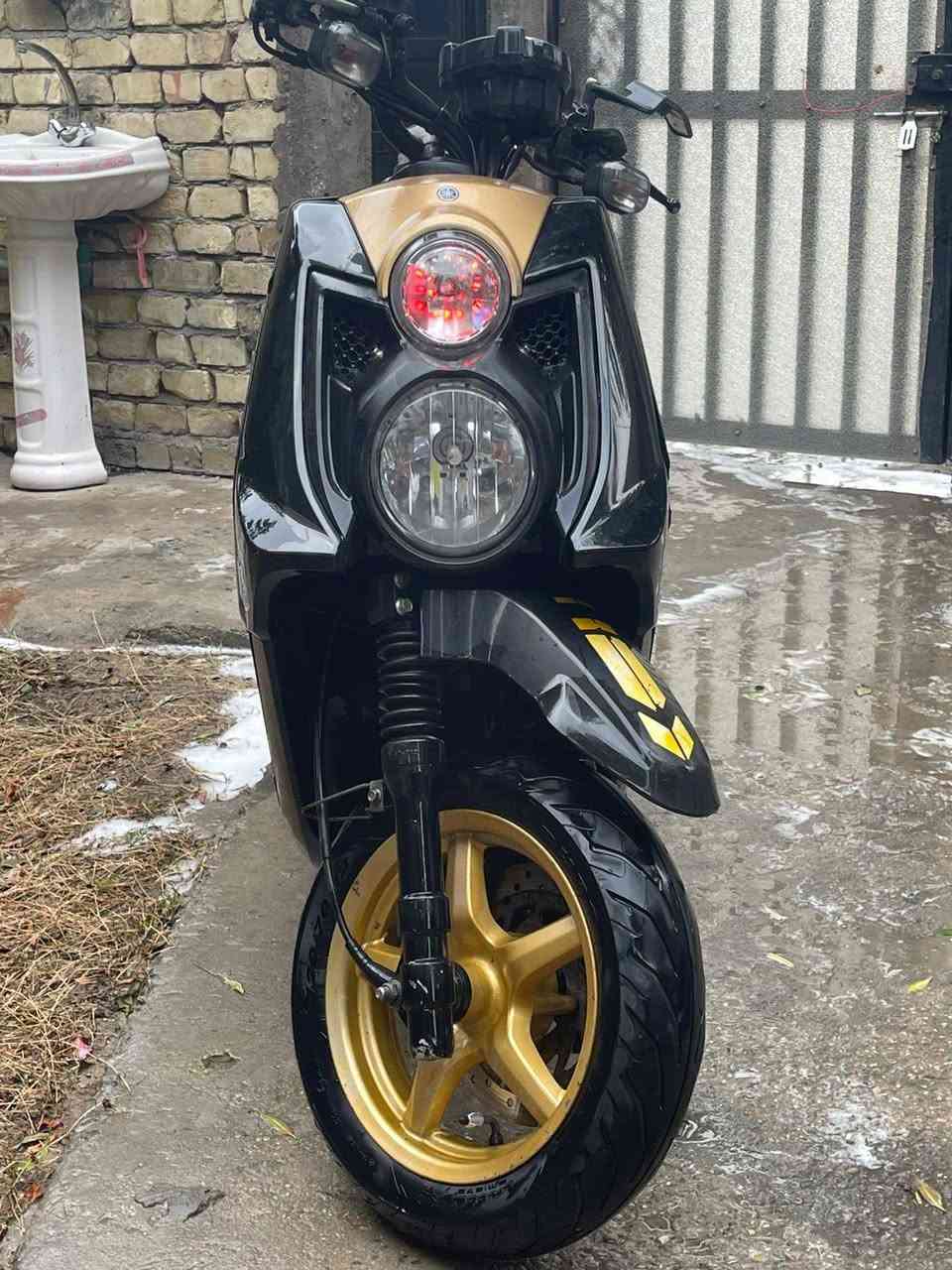 سلام عليكم دراجه سكنس جبلي 2014 صار شهر نازله من رمبه من صفاء الماجدي دراجه كفاله من البرغي للبرغي مكينه كفاله ناعمه متنسمع كفر ختم زوج كلجات رياضي اصلي مال تصفيخ أشاير شغال لايت زنون دشبول كله شغال كهربائيات كامله مرايات طياريه كفاله عامه تجي تاخذه من باب لبيت مكاني زعفرانيه *********** سعره واحد وميه وخمسين
