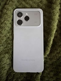 سبارك 40 برو • جديد • نجف