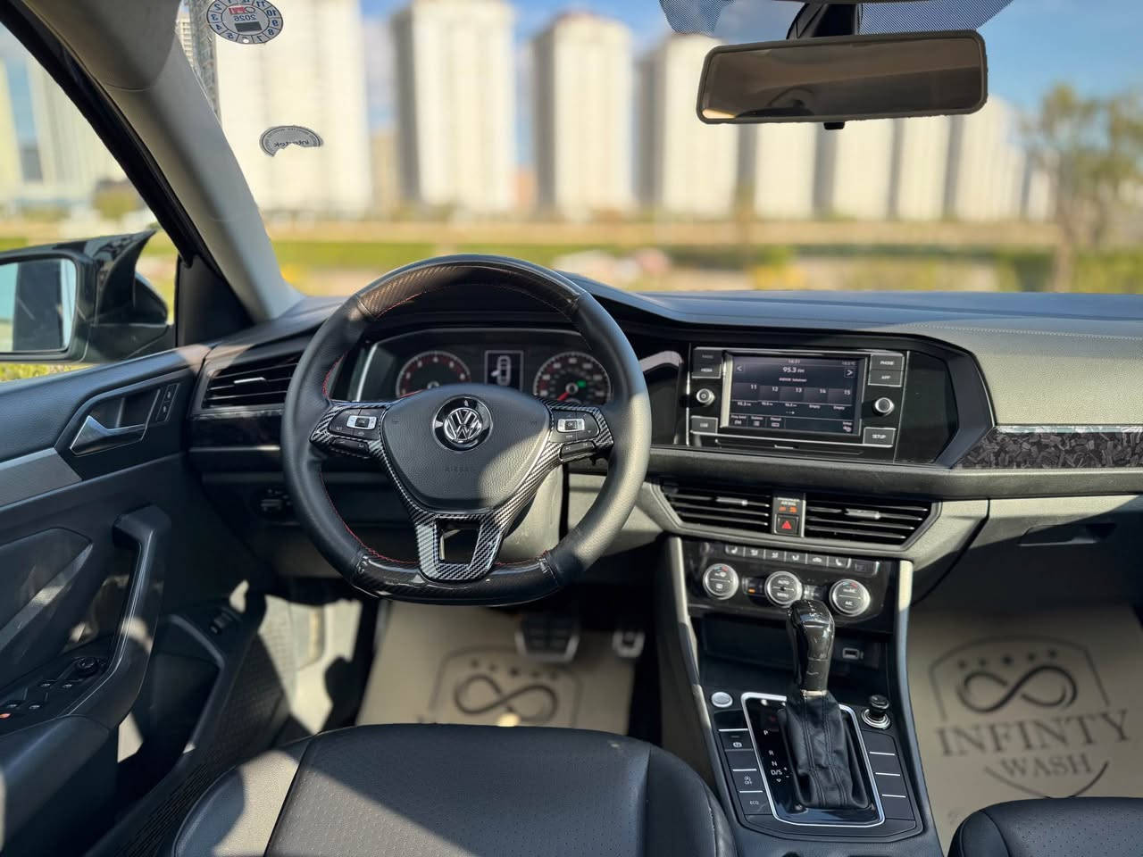 كوردی / عربی 
‎بسم الله الرحمن الرحيم
Jetta 2019 SE GLI body kit 
سەیارەیەکی جوان و گەنجانە و کەممەسرەف 
سەنەویو ڕەقەم تازیە تەحویل  غەرامە بە شەرت
مەکینە ٤ پستۆن ١.٤ تۆربۆ زۆر بەقوەت و مەرغوب
گێڕ و مەکینە و ڕادێتەرو تەبرید هەموی بەشەرت 
سڵانسای کۆنترۆڵی بۆ داندراوە سەوتێکی ڕاقی هەیە 
دفیوزەر و ویلی BBS ی لەسەرە و تایەی تازەیە
تازە کامل سێرڤس کراوە بانص و ڕۆن و هایدرۆلیک 
پێشو پشت کەپسە و ئێرباگ نەتەقیوە ✅
٨٠ هەزار ڕۆیشتوە …

نرخ  💵(( 155 ))💵 وەرەقە و معامەلە 

مواسەفات SE واتا 
پانۆراما و بەصمە و شەغال و برێک بەصمە 
کوشن جلد و ٤ کوشن و سوکان هیتەر و کارەبا 
٣٦٠ دەرەجە ڕادار و   حاسە و ئیمرجێنسی برەیک
شاشە کامێرە و نزامی CarPlay و android 
لایت پێش و دوا کامل لید و لایتو عەتەری GLI 
سوکان جلد و ڤۆلیۆم و دیاری کردنی خێرایی 
زۆر مواسەفاتی تر …

رەقەم شانصی : 3VWC57BU8KM195723
 
دەرگاو چەمەلغی پێشەوەی سەکن بۆیاخە لەگەڵ پەڵەیەک تەعدیل سارد بێ ناو بێ ئێرباگ 
لە ڕەسمی دەعمەکەیا دیارە 

ڤیدیۆی کاملی سەیارەکەم لایە کڕیار داوا بکات ✅

📍شوێن : سلێمانی 

***********☎️
ڤایبەر و واتسئاپی لەسەرە 

————————————————————
جيتا موديل ٢٠١٩ فئة SE  و محدث GLI 
ماشاءالله سيارة شبابية و اقتصادية و قوية 
سنوي و رقم جديد و تحويل مباشر و غرامة بشرط 
محرك ٤ سلندر ١.٤ تيربو قوي و اقتصادي و مرغوب 
كير و محرك و تبريد و راديتر حجر بيئة كل بشرط 
و عليه صوت اكزوز  عن طريق ريموت كونترول 
و علية  دفيوزةر و سبويلر و ويل BBS و تايرات جديد 
سوينا كامل سيرفس بانص و زيت محرك و هيدروليك 
بجم كبس حادث خفيف بدون دواخل بدون ارباك
٨٠ الف ماشي ….

سعر 💵(( 155 ))💵 ورقة و بيها مجال 

مواصفات: SE يعني 
سقف بانوراما و بصمة و تشغيل عن بعد 
كشن جلد و كهربائي و ٤ كشن و ستيرن تدفئة 
٣٦٠ درجة رادار و حساس و  امرجينسي بريك 
شاشە و کامیرا و نضام کمبیوتر CarPlay &android 
لايت امامي و خلفي كامل ليد و جمبر و لايت GLI
ستيرن جلد و تدفئة و فوليوم و تحديد سرعة 
بعد هواي مواصفات…

رقم شاصي: 3VWC57BU8KM195723

بجم كبس و بيها حادث خفيف ارباكات سليم
باب و جاملخ امامي سكن صبغ و شبر بارد بدون دواخل  مبين في صور حادث 

عندي فيديو كامل سيارة شراي آطلب و تدلل ✅

📍عنوان: سليمانية 

***********☎️
فايبر و واتساب موجود السليمانية, العراق
