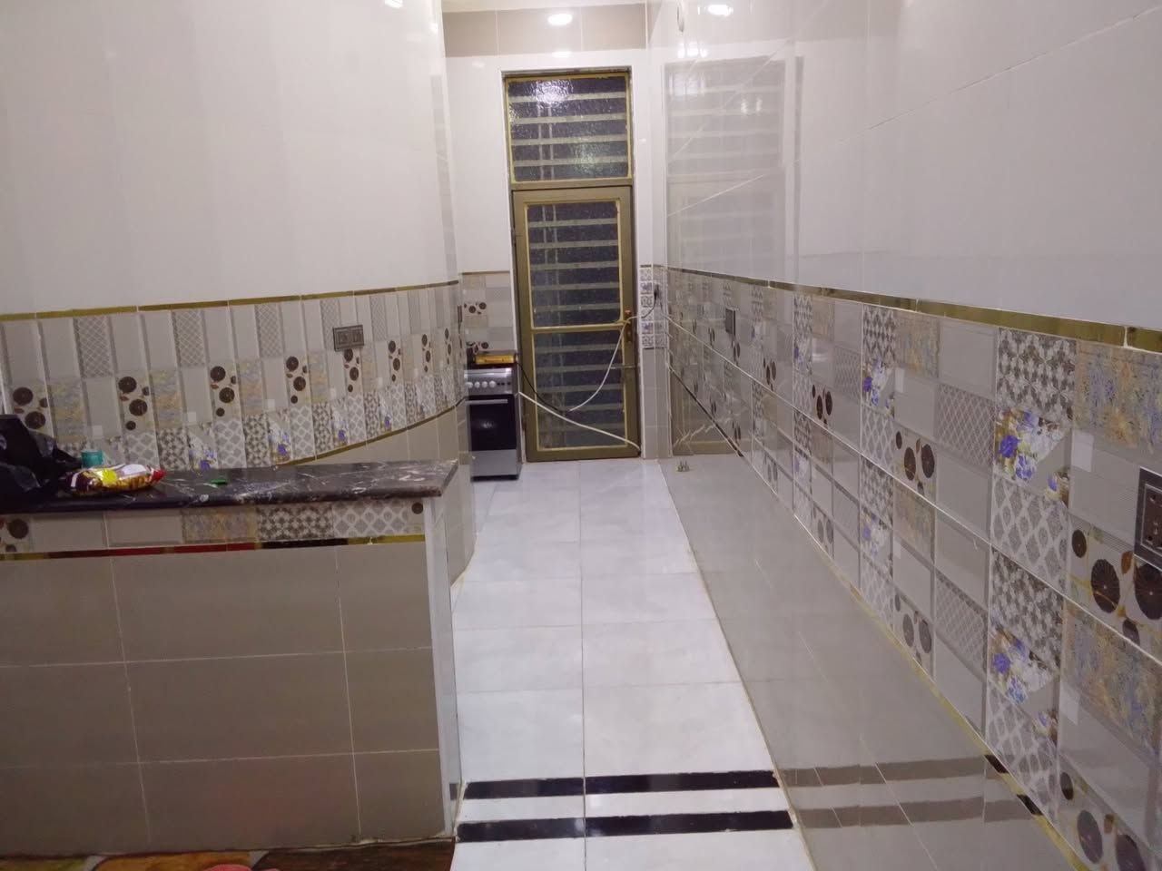 سلام عليكم بيت مساحه 200 متر حجي حسن الجمعيات كل خدمات متوفره سند 25
***********
