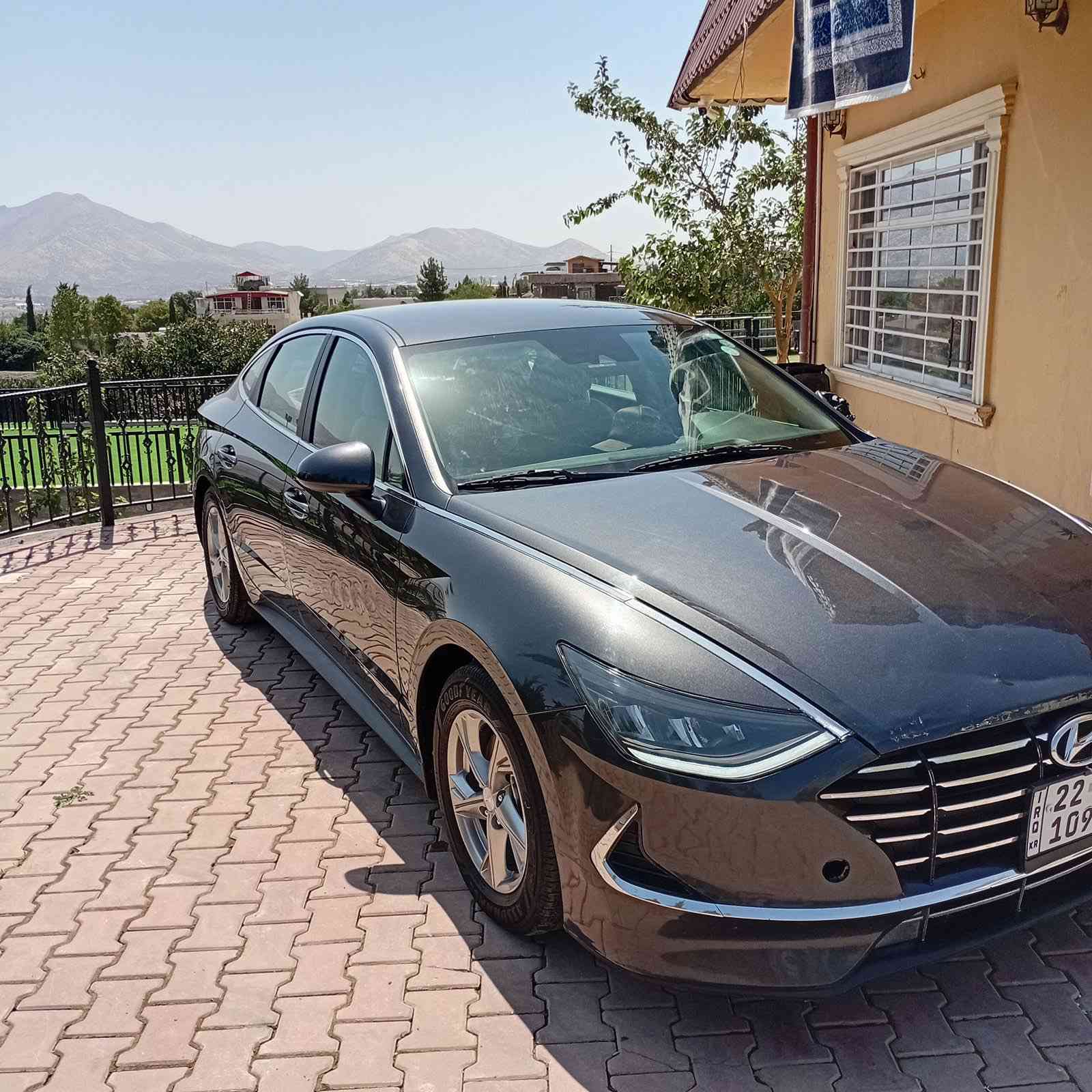 يا  الله
سوناتا 2022سيارة كلش نظيفه

ماشيه  71

محرك 2500 الجبير المرغوب 

شاشة جبيرة كامرا دوراه.                                           

4 وضعيات قيادة

هاندبريك بصمه

صندوك بصمه

اوتو هولد

اوتو ستوب

تحديد مسار 

تحكمات ستيرن

رادار 

باقي المواصفات معروفه 

سعر 165 وبيها مجال بسيط حك الجيه 

محرك كير صدر لغود شواصي كلها كفاله

صور الحادث مرفقه بلمنشور قبق جنطه فقط 
الجاملغات  ما بيهن شي ولا الحوض فقط قبق الجنطه 
السياره بدون ايرباك 
السياره احلا من الصور وبالعافيه عل ياخذها 

مكان سيارة كربلاء حي العباس 

ما متواجد عل فيس آي استفسار اتصل 

                                                               ***********
