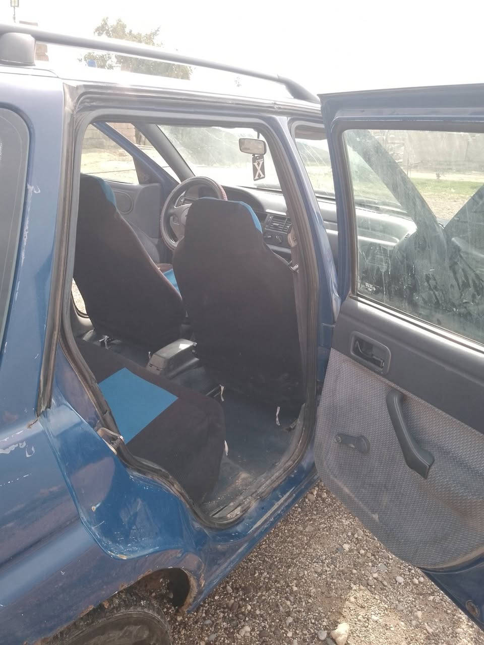 سياره فورد موديل93 للبيع كاربون بنزين شرط التحويل
شرط المحرك والكير السعر  20ورقه بي مجال مكان السياره موصل جانب الايسر ***********
