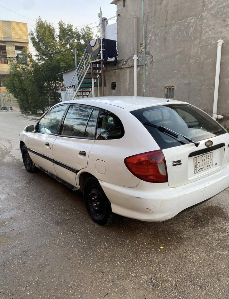 السلام عليكم كيه ريو موديل 2000 رقم بغداد مكاني جكوك الاساتذه قرب الشعلة *********** ابو جبل
