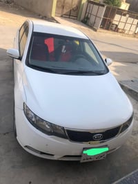 ابيض • ١٦٠٠ • اوتوماتيك