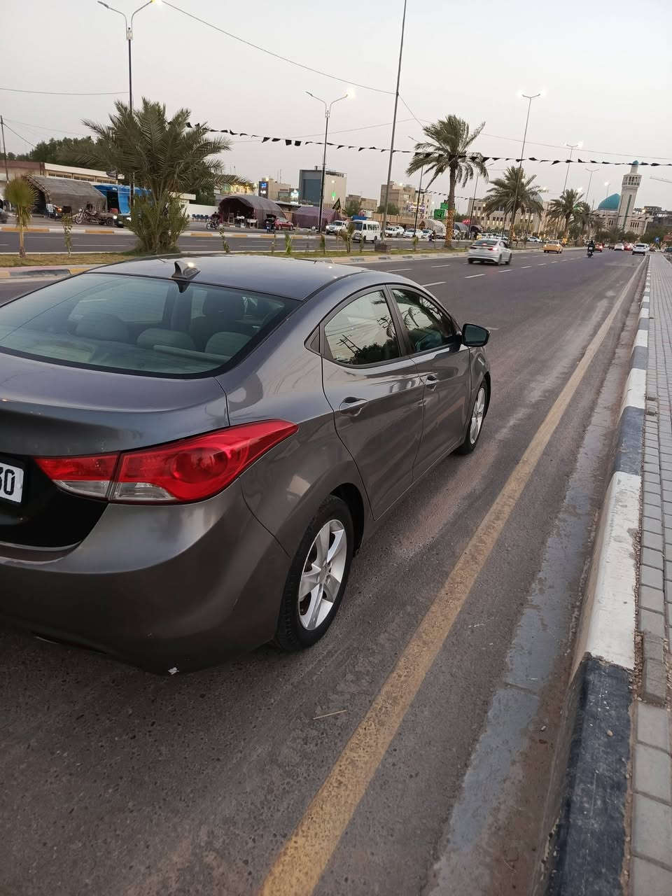 السلام عليكم النتره 2013 بغداد بسمي بيها جاملغ تبديل وارد امريكي سياره جاهزه مكينه 1800 لا تنقص ولا تبخر كير مكفول حداديه جديده تخم تاير مكان كربلاء ***********السعر 105 وبيها مجال والله يسهل على الجميع
