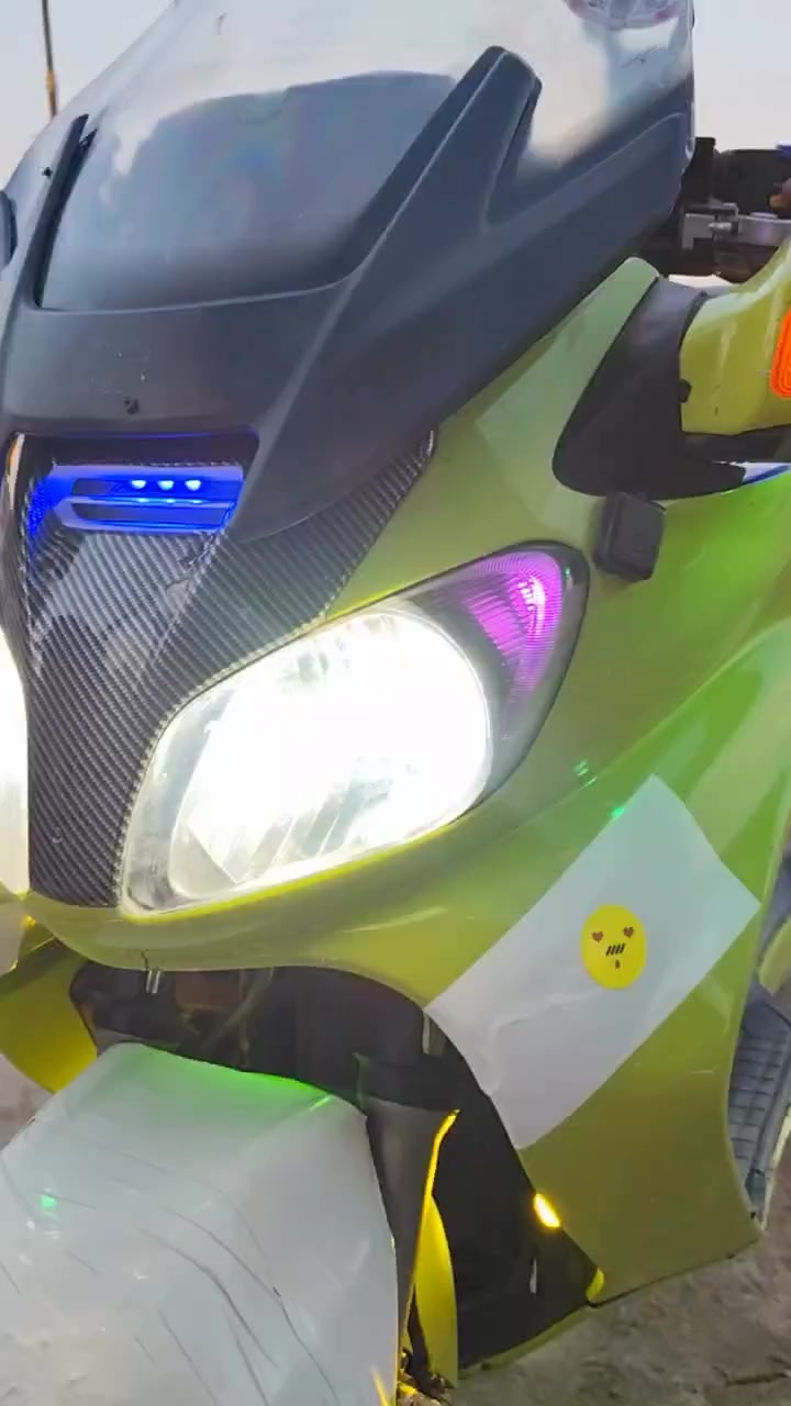 السلام عليكم
سكاي ويف للبيع مكفوله كير ومكينه وتخم تاير جديد 
الدراجه خير من الله سبب اللبيع محتاج  
السعر ب17$.
مكانه الدوانيه قضاء السدير 
رقم ***********
