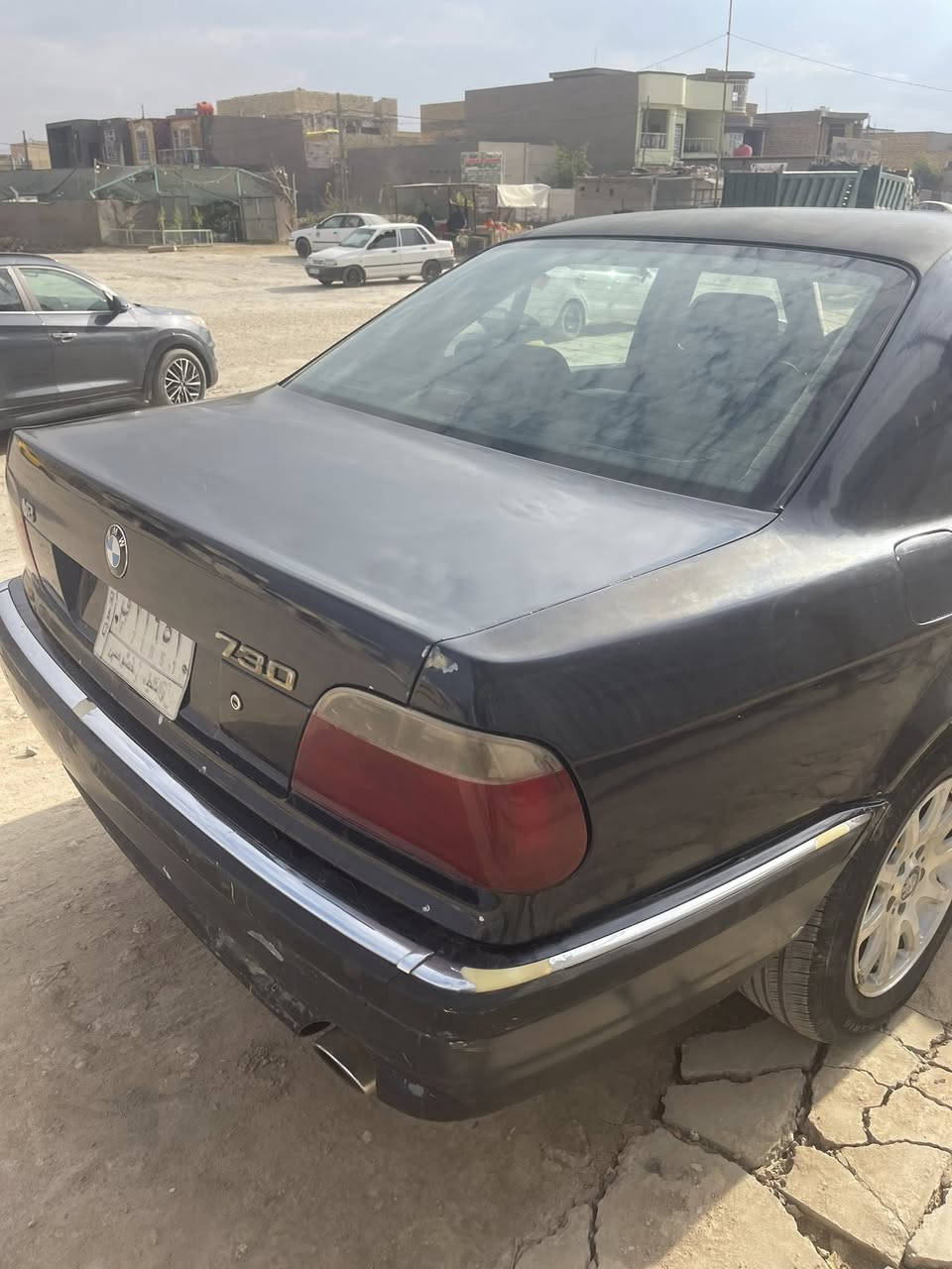 السلام عليكم
للبيع 
بي ام خفاش 30 8v
مديل 94
رقم واسط ال27
السياره جاهزه 
حداديه
تبريد ثلج
تخم تاير
باتري
برده خلفيه
دبل جام
مكينه كير
السيارة عوزه صبع 
 السعر 48وبيه مجال
مكان السياره ديوانيه
***********
***********
