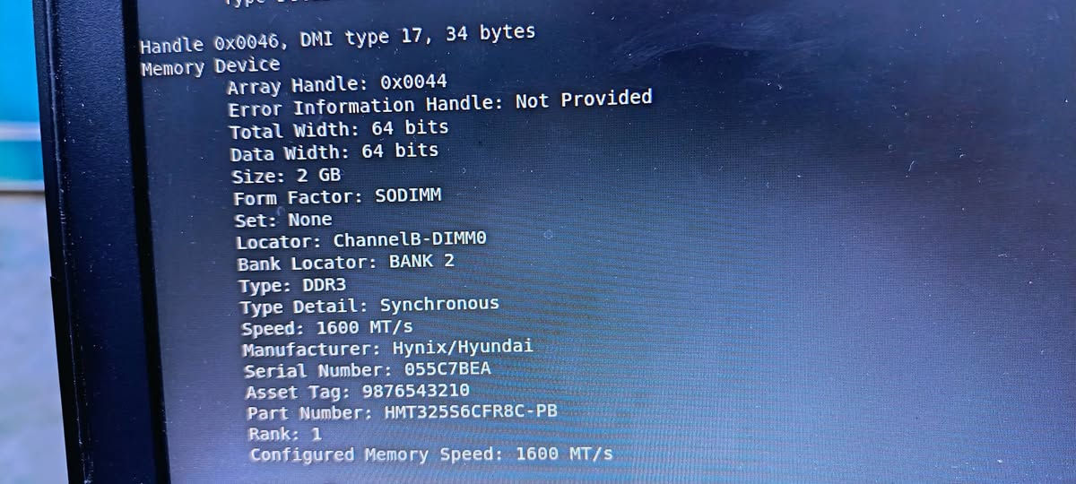 رامات لابتوب DDR3 حجم 2GB للببع
القطع مفحوصة وشغالة، القطعة ب5الف.


**إذا كنت صاحب هذا الإعلان وتريد حذفه لأي سبب، رجاءا أرسل رسالة إلى الدعم الفني**