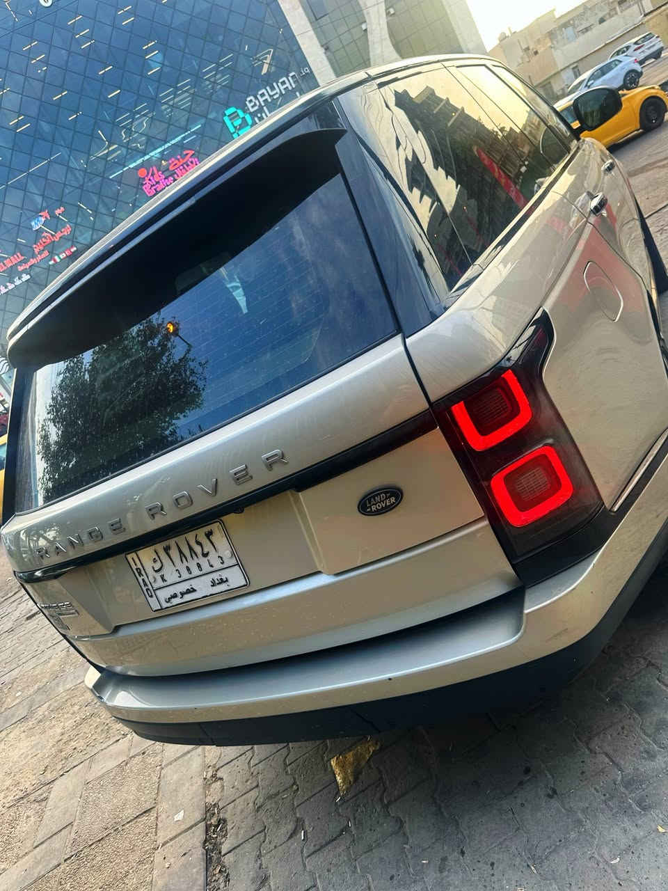 رانج روفر فوك 2014 سردار
بيها صبغ شوي بالجملغات والبنيد وصور موجودة 

٨ سلندر سوبر جارج  مكينه  بشرط ما مفتوحة 

مواصفاتت فول فول

اوتو بارك

بانوراما

بصمه - ٤ ابواب بصمه

جكات ٣ وضعيات 

٤كشنات مساجvip- تدفئه  ٤ كشنات تبريد-هيتر

حساس امامى و خلفى و رادار 

رادار جانبي بل مرايات ونقاط عمياء

نظام صوت ميريديان 

السعر:  26 الف دولار بي مجال يعني دفترين و60 ورقة 

 ٥ كاميرات ٣٦٠ درجة GPS

دوسات كهرباء 

تخم تاير و ويلات شركه  جديد

٤ بيبان شفط صندوك سحب و شفت

مكينة وكير و كهربايي بشرط ماشالله بلاديه

 

مكان السياره بغداد 

الاتصال     ***********
