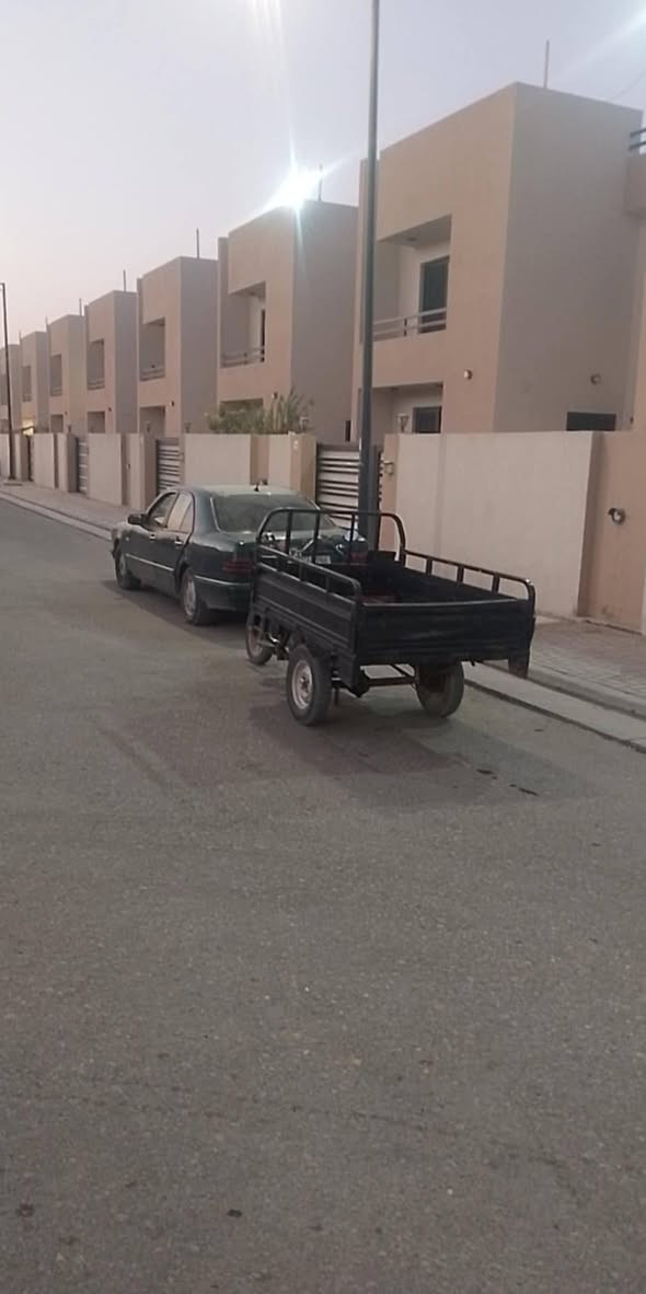 سلام عليكم للبيع او مروس اريد درجه اربع كير السعر 650 وبيه ومجال كله شغله باتري جديه نكره سلف ***********
