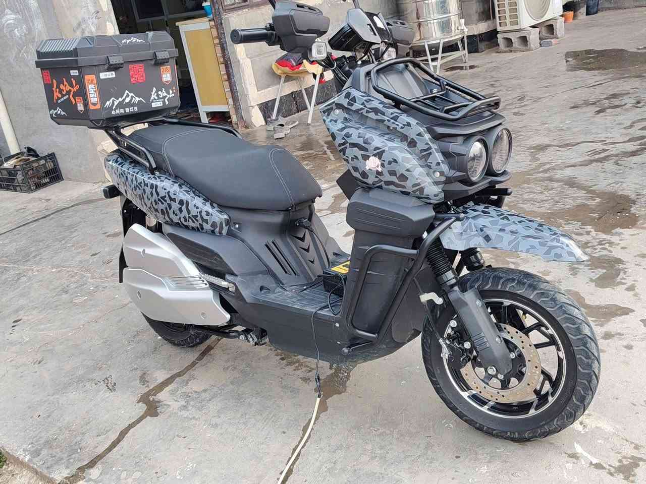 السلام عليكم دراجه شحن اباجي موديل ٢٠٢٦ جديده ***********
مكان الدراجه تاجي
