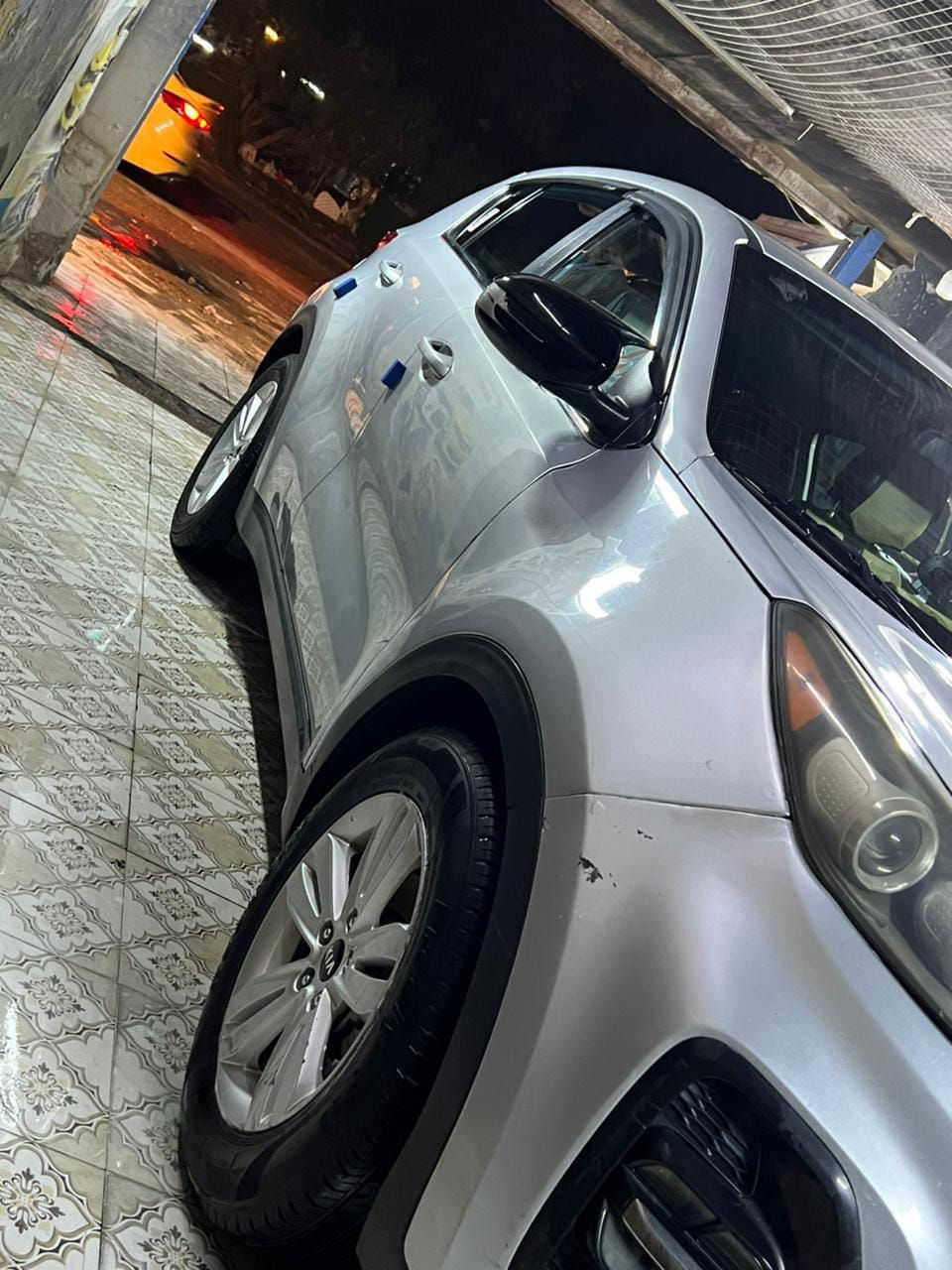 السلام عليكم للبيع كيه سبورتج موديل 2019سياره جديده وجاهزه مابيهه نقص حادثهه جاملغ وبنيد بدون دواخل وبيهه مكانات صبغ ابيع حزام مكاني بغداد الحريه رقم الهاتف ‏‪***********‬‏ //*********** السعر 130 مجالهه بصيط
