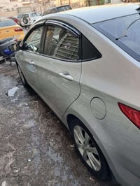 اكسنت خليجي 1.6 تبريد ثلج صدر جديد كله كير محرك خير من الله سياره جديد...