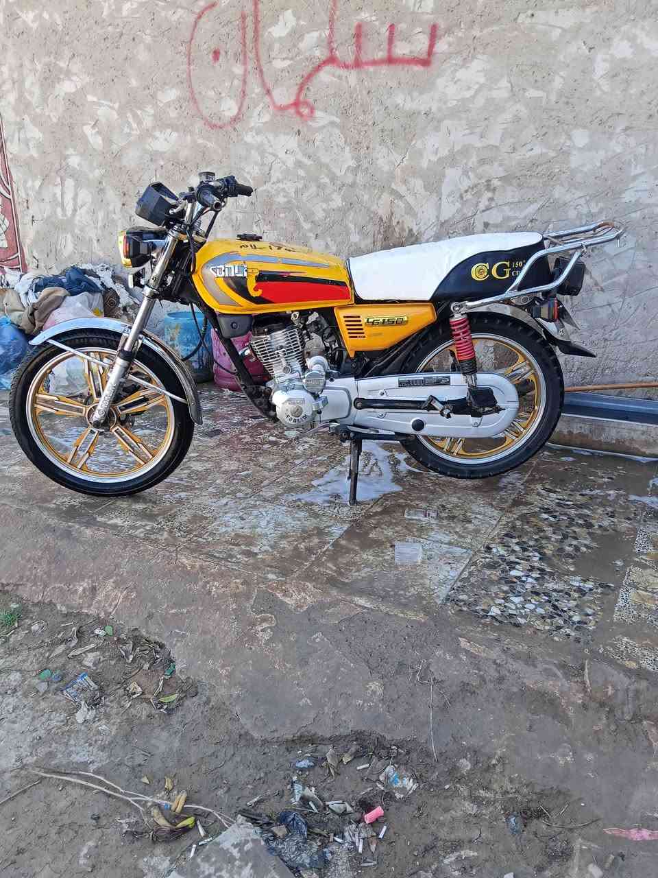 سلام عليكم دراجة ايراني للبيع موديل 2022كهرباياتهة كلهة شغالة مكينة لا تنقيص ولا تبخير سعر دراجة 400وبيهة مجال مكاني بغداد نهاية سبع قصور يم صورة رقمي لبي وتساب ***********/
رقم لاتصال***********
