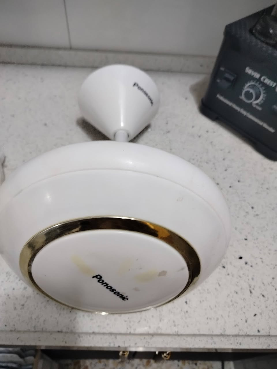 مراوح سقفية كلهن 30الف ***********
