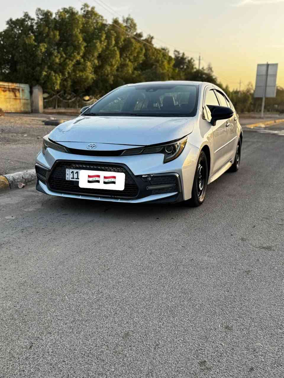 سلام عليكم
كورلا مديل ٢٠ رقم بغداد 
فول موصفات واحد ع واحد 
بيه ٣ قطع صبغ 
مكان بغداد
السعر ١٢٣وبيه مجال 
***********
