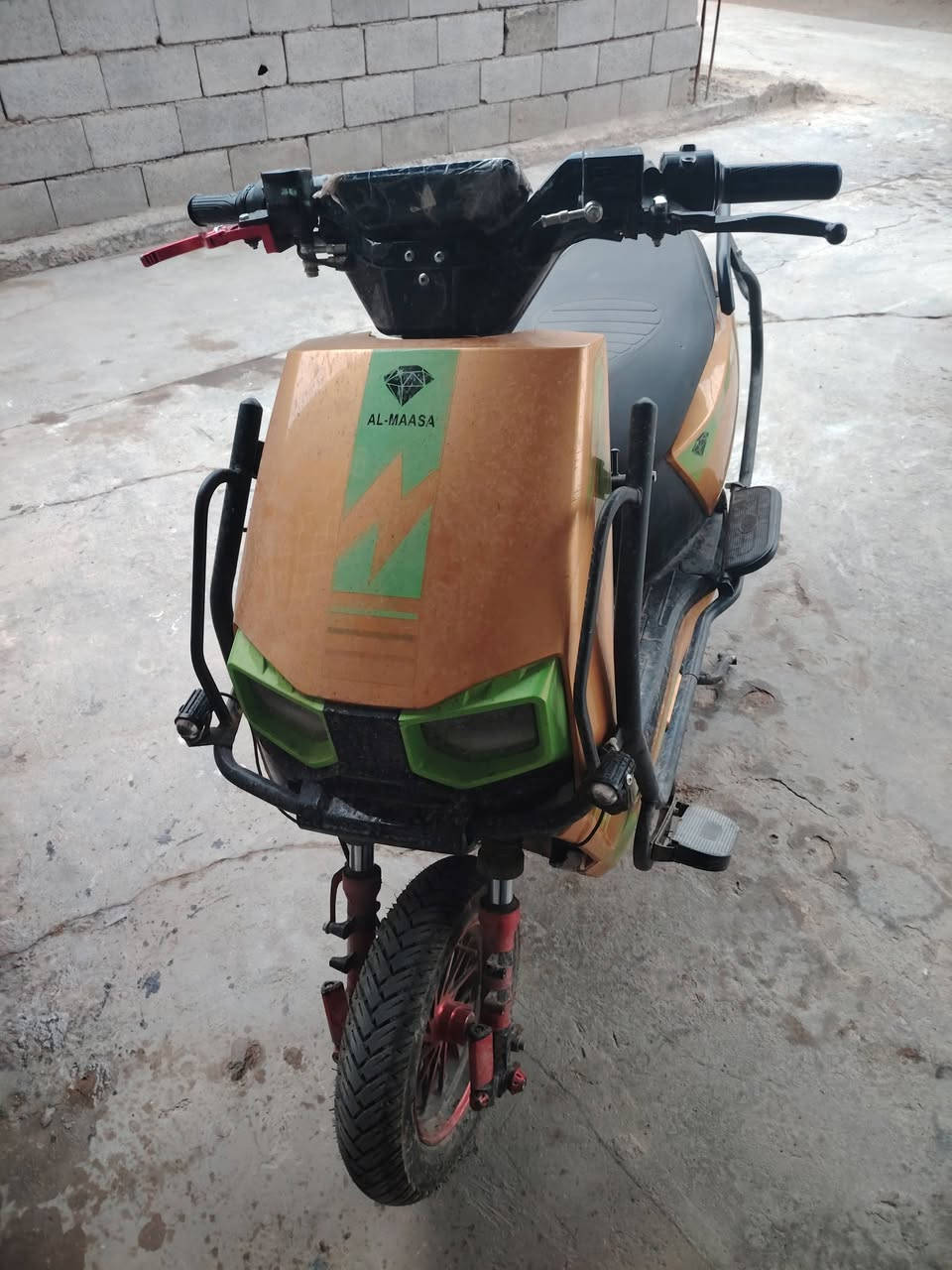 سلام عليكم عندي دراجه شحن  للبيع او مراوس حسب القناعه بغداد ابو غريب منطقة سعر دراجه 500 بيها مجال قليل ***********
