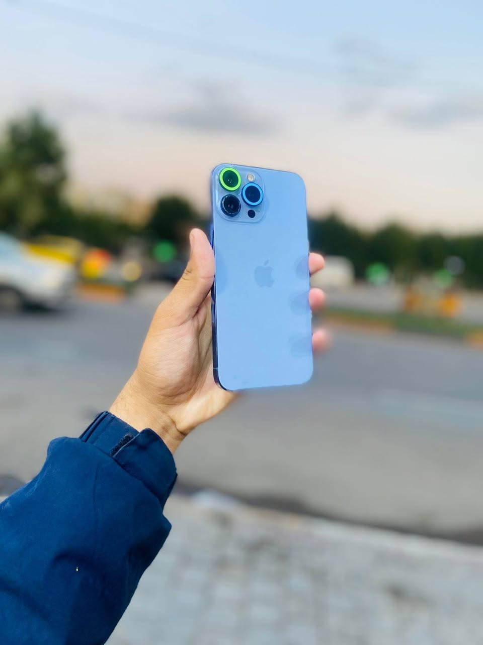 ايفون 13 برو ماكس جهاز لونة بحري مبدل شاشة وبطارية فيس ايدي شغال بطارية كلة شغال  جهاز ويا كارتونتة   نضيف مال بيت  وبي فطر قليل نطك بدرج بضهر يم مكان الفلاش و الفلاش  ميشتغل والباقي كلة شغال سمكارت كامرات كلهن شغلات ذاكرة 256  سعرة 435 قفل. رجاء ميعجبك اعبر المنشور مكاني ببغداد حي اور رقمي *********** شراي يراسلني واتساب
