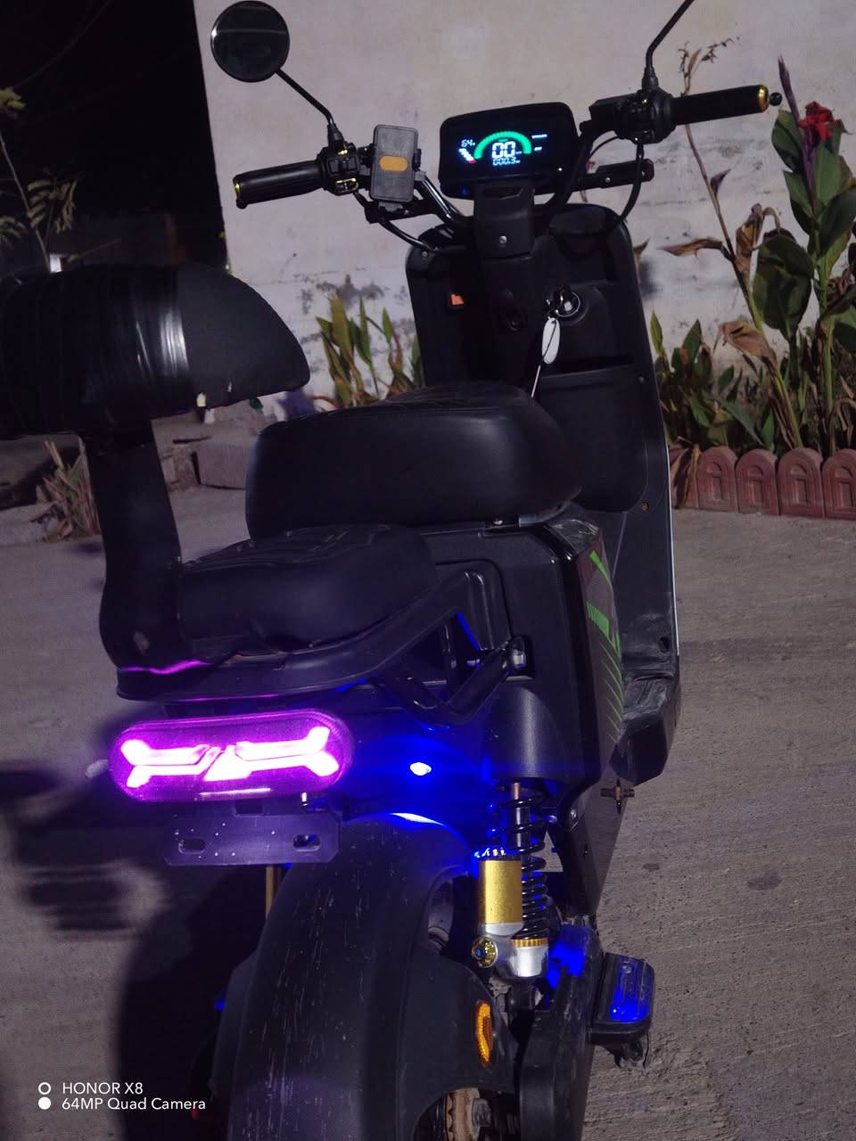 سلام عليكم
دراجه شحن نوع R7 .. ونلي الاصلي 5باتريات

الباتري 32امبير شرط نضافه

مستخدم شهر  واحد فقط

موديل 2026

فول موصفات

شرط السرعه 120

سعر 470بي مجال للتفاصيل خاص


**إذا كنت صاحب هذا الإعلان وتريد حذفه لأي سبب، رجاءا أرسل رسالة إلى الدعم الفني**