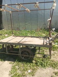 عندي هاي عربانه للبيع مالت شغل ترهم مخضر اي شي اريد يتصل عل رقم 077324...