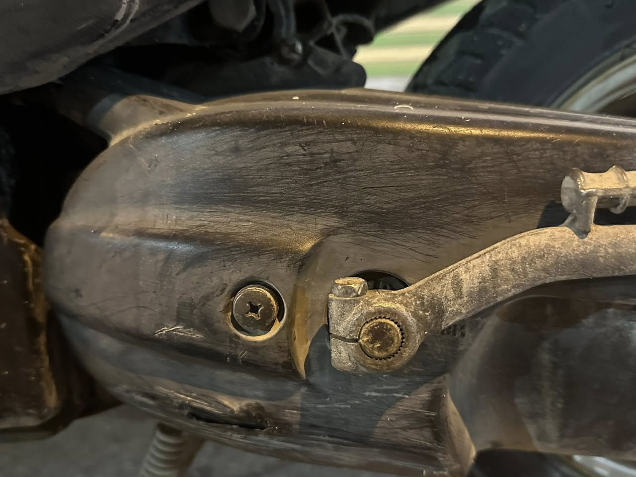 مكفوله وصارله 20 يوم متروكه ماطالع بيه دراجه ناعمه وجديده وكله تشتغل وبرغي مامفتوح بيه مكاني الناصريه حي اور سبيس الضهر من ل1 لل12 بليل متواجد ***********
