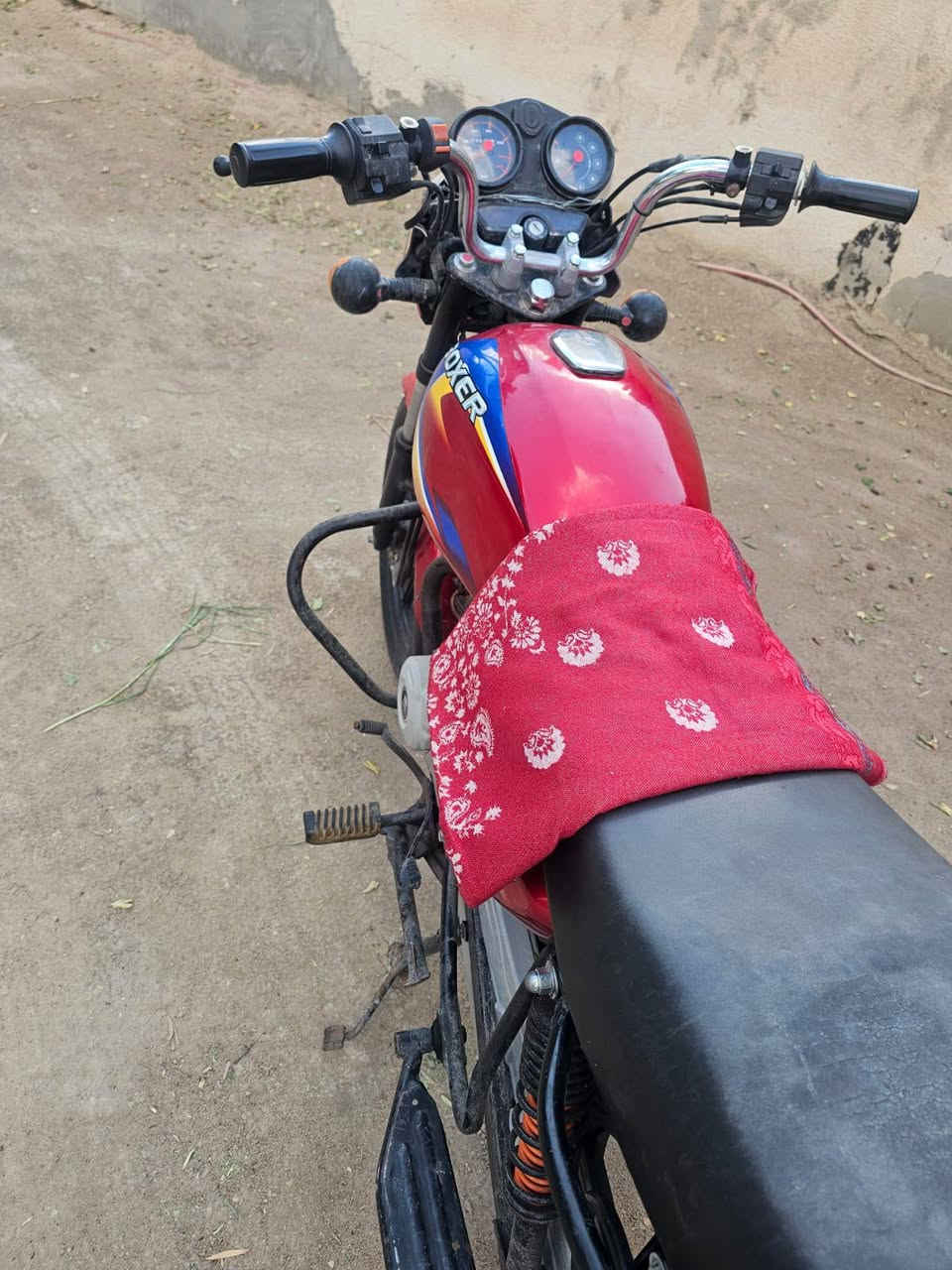 دراجه البيع موديل 2019 نضيف كلش اورق السعر 850 بيه مجال رقمي الهاتف ***********
