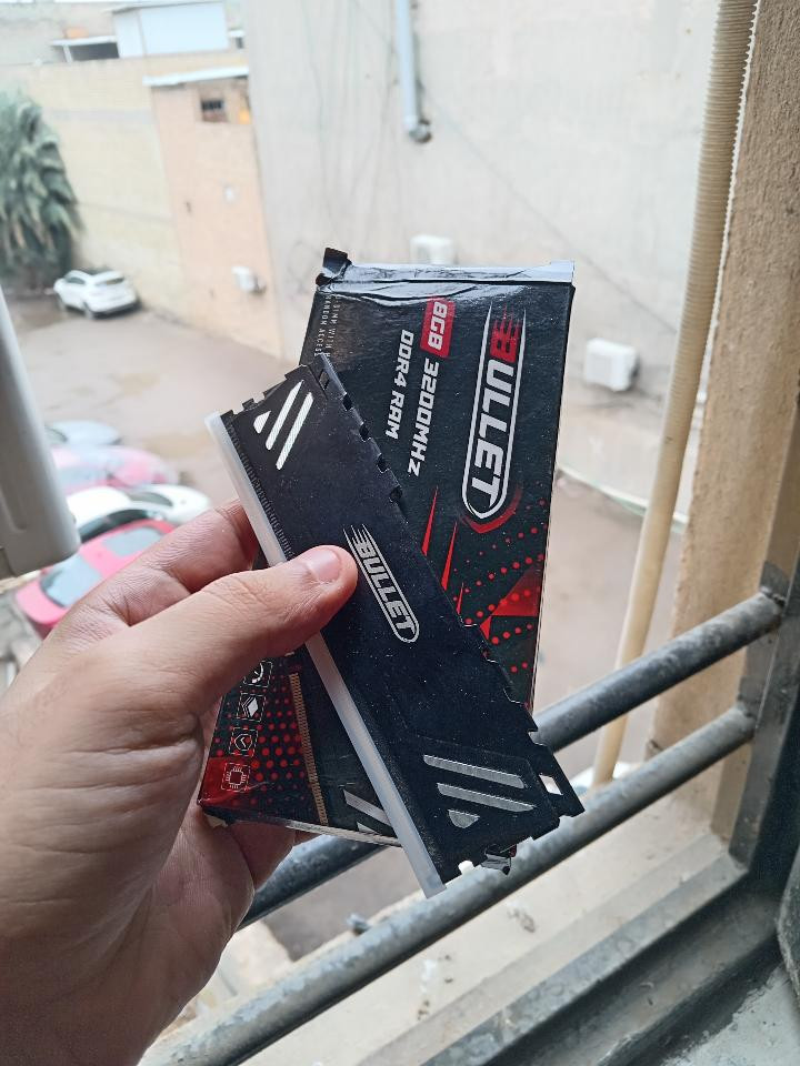 للبيع رامات DDR4 3200 2*8 سعرهن ٦٠

بغداد يوجد توصيل


**إذا كنت صاحب هذا الإعلان وتريد حذفه لأي سبب، رجاءا أرسل رسالة إلى الدعم الفني**