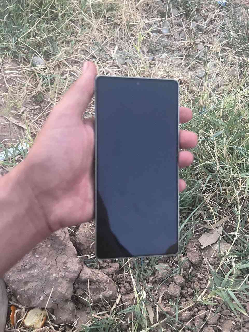 الترا اس 25 ذاكره 256 ضمان صار شهر من اخذته استخدام اسبوع ويا كيبلين اصليات وشاحنه سعره 50 الف ما احسبهن ويه سعر المبايل شوفت عينك نضيف كلش سعره 1350 قابل للتفاوض م القرنه


**إذا كنت صاحب هذا الإعلان وتريد حذفه لأي سبب، رجاءا أرسل رسالة إلى الدعم الفني**